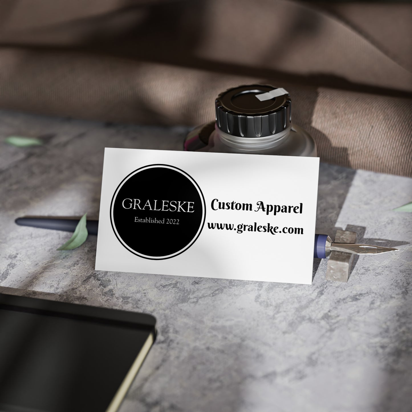 Elegant Custom Business Cards - Professional Design for Networking