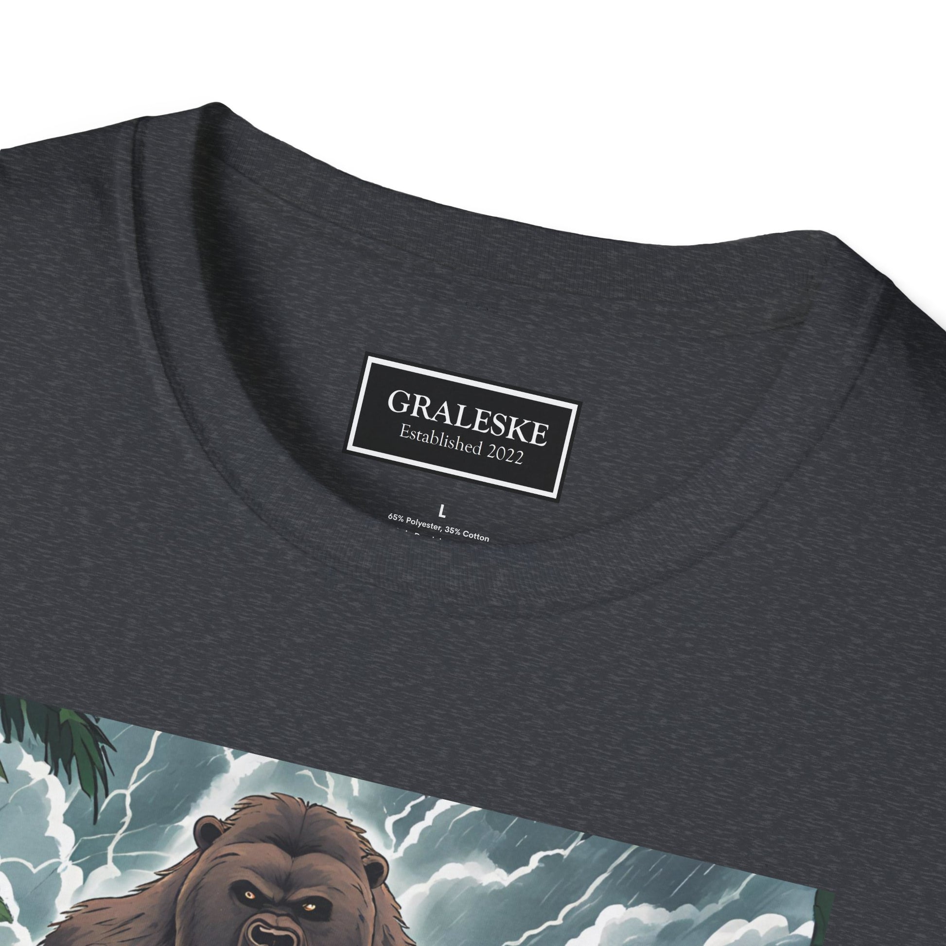 Grizzly vs Gorilla - Unisex T-Shirt - Graleske