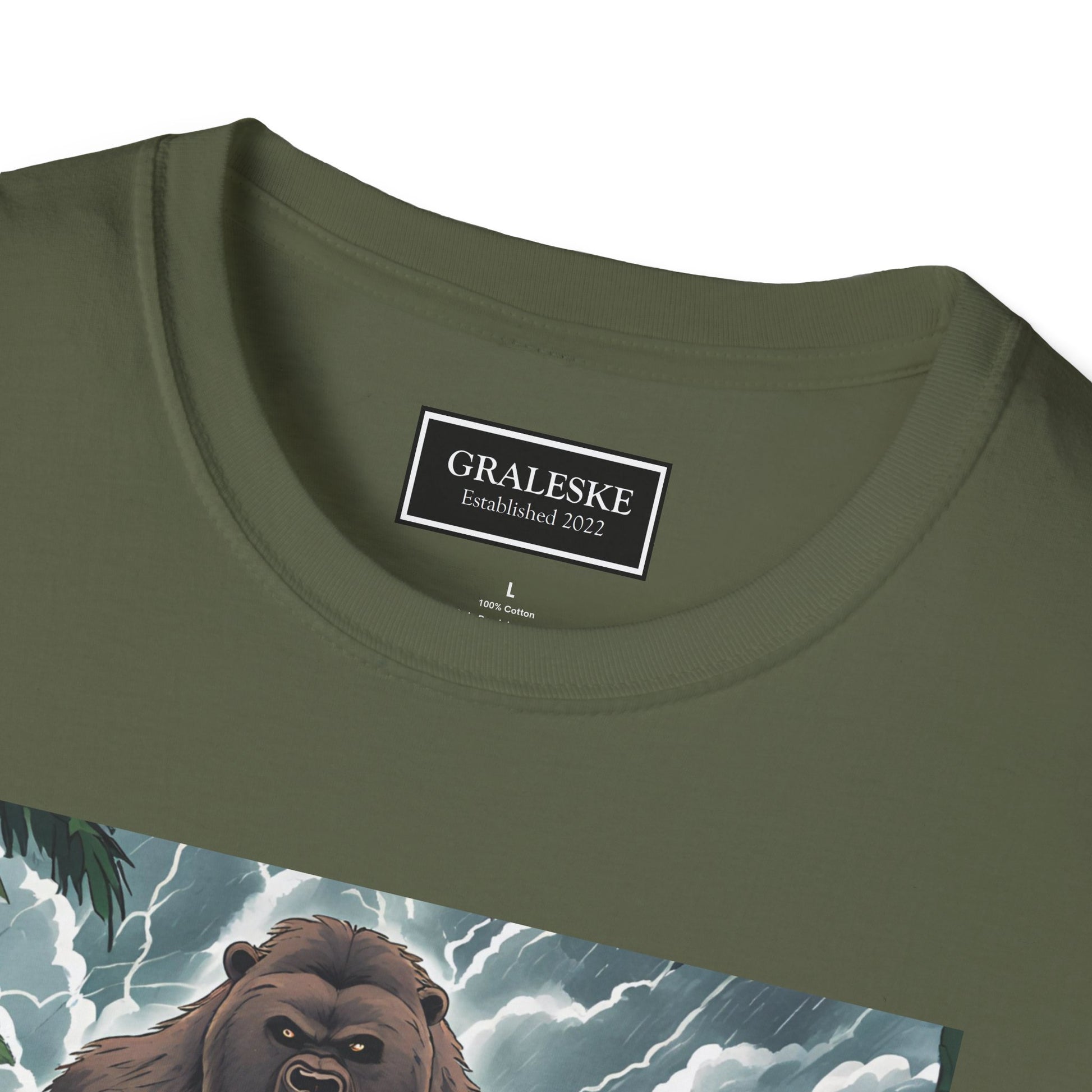 Grizzly vs Gorilla - Unisex T-Shirt - Graleske