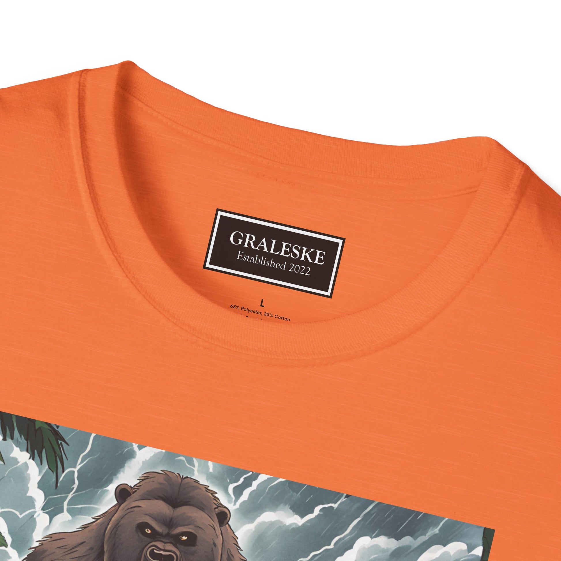 Grizzly vs Gorilla - Unisex T-Shirt - Graleske