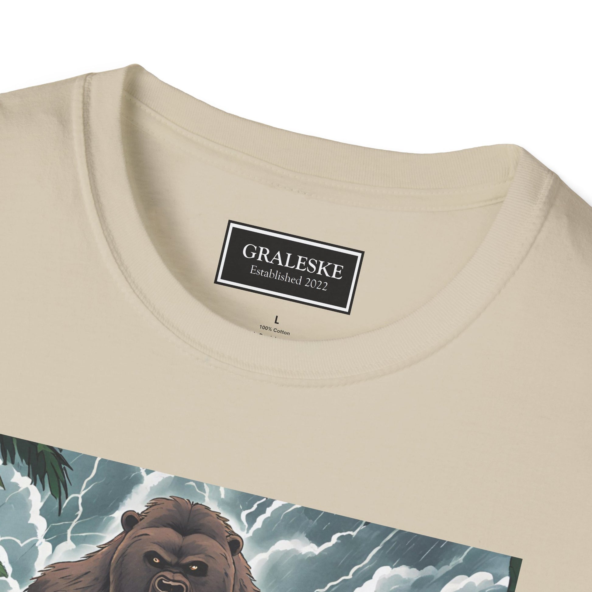 Grizzly vs Gorilla - Unisex T-Shirt - Graleske